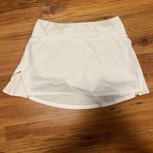 Lululemon white tennis skirt